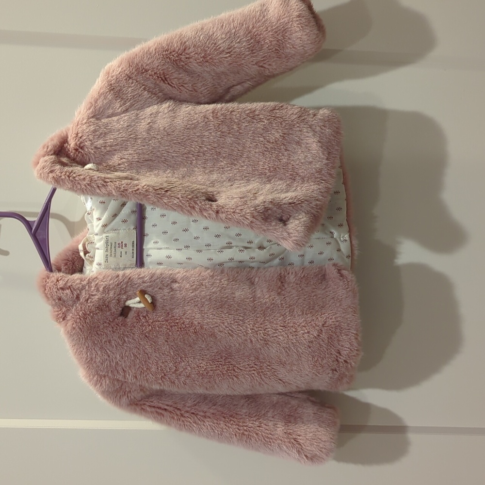 Pink faux fur coat 2/3 years